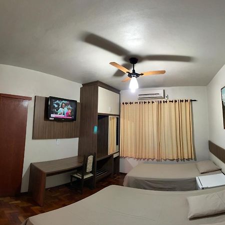 Marca Hotel Medianeira Екстер'єр фото